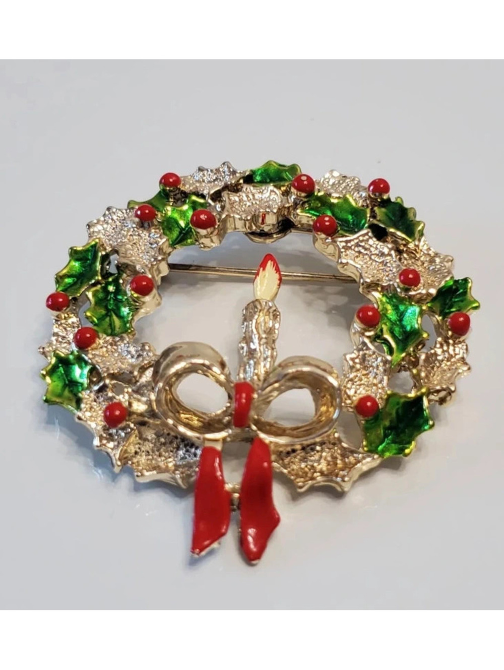 Christmas Holiday Multi color Enamel Gold tone Gerry's